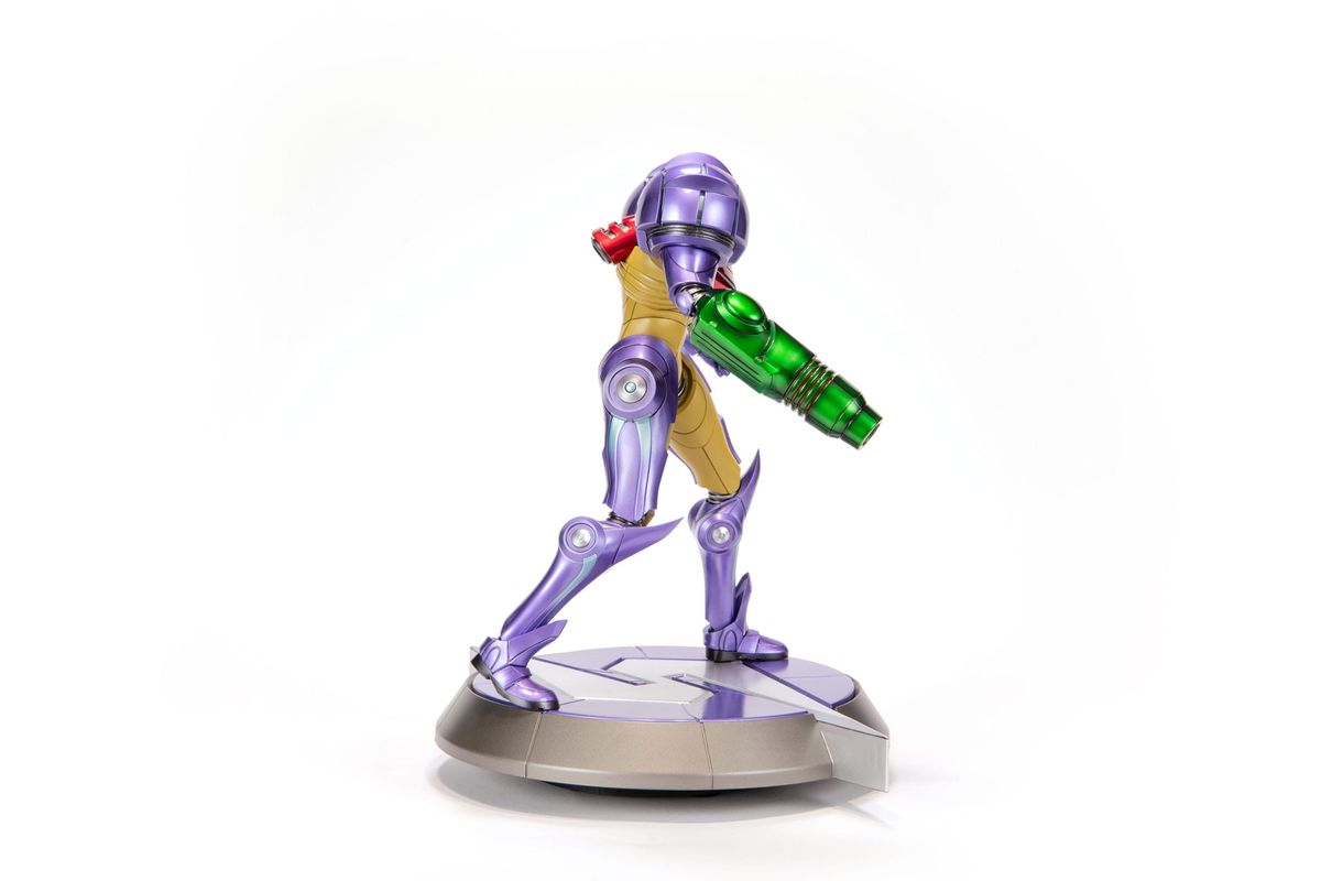 Metroid Prime - Samus Gravity Suit - Collector's Edition Figuuri (keräilyhahmo