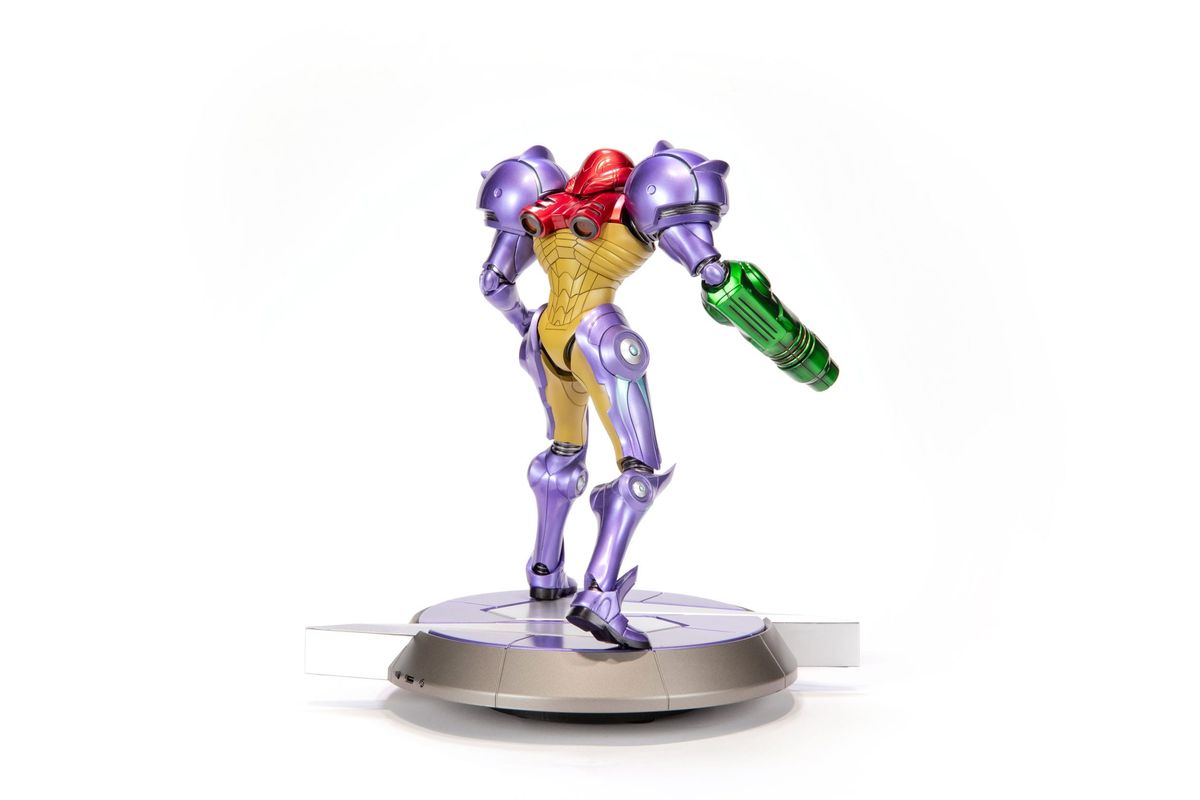 Metroid Prime - Samus Gravity Suit - Collector's Edition Figuuri (keräilyhahmo