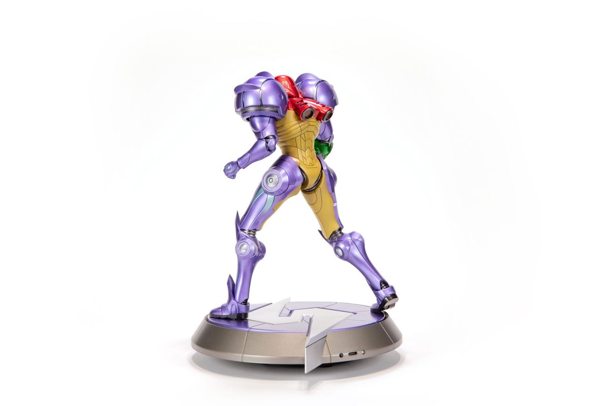 Metroid Prime - Samus Gravity Suit - Collector's Edition Figuuri (keräilyhahmo