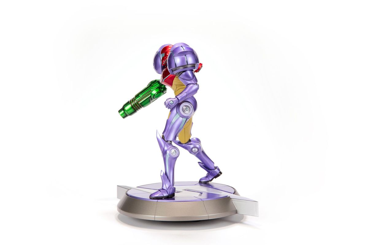Metroid Prime - Samus Gravity Suit - Collector's Edition Figuuri (keräilyhahmo