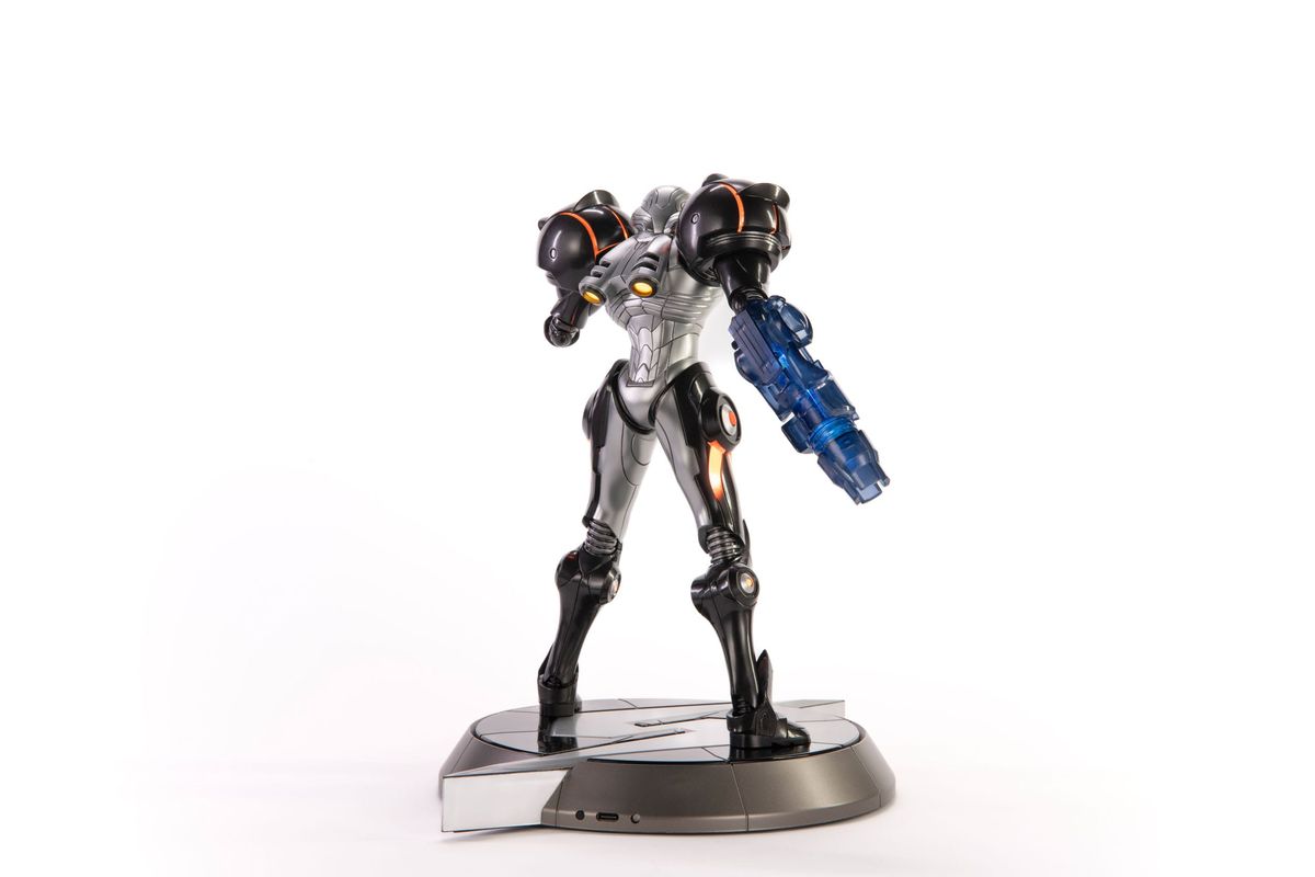 Metroid Prime - Samus Phazon Suit - Collector's Edition Figuuri (keräilyhahmo)