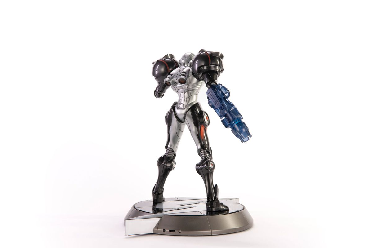 Metroid Prime - Samus Phazon Suit - Standard Edition Figuuri (keräilyhahmo)