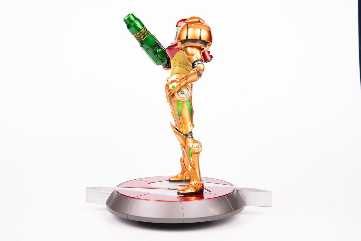 Metroid Prime - Samus Varia Suit - Collector's Edition Figuuri (keräilyhahmo)