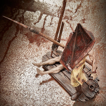 Silent Hill - Pyramid Head - Keräilyfiguuri (Rajoitettu versio)