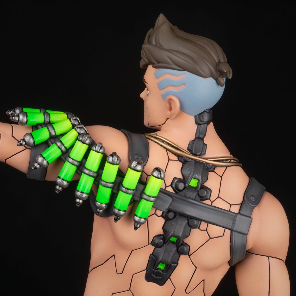 Cyberpunk: Edgerunners - David 23 cm - Figure