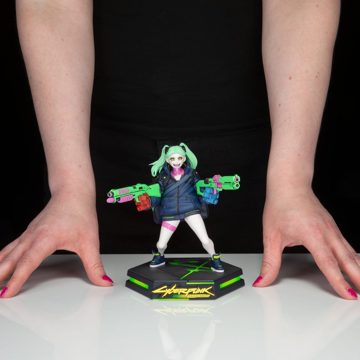 Cyberpunk: Edgerunners - Rebecca 15 cm - Figure
