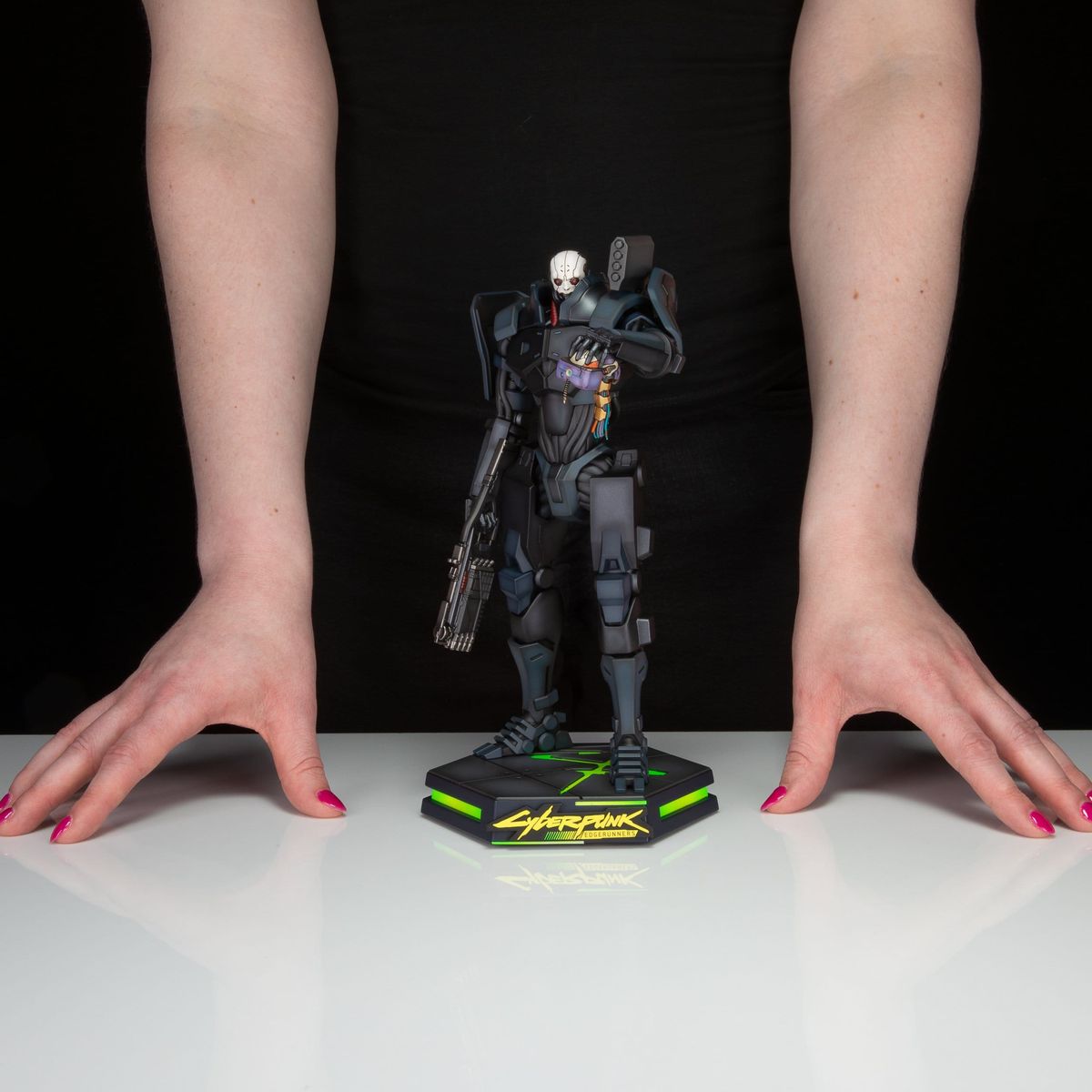 Cyberpunk: Edgerunners - Adam Smasher 25 cm - Figure