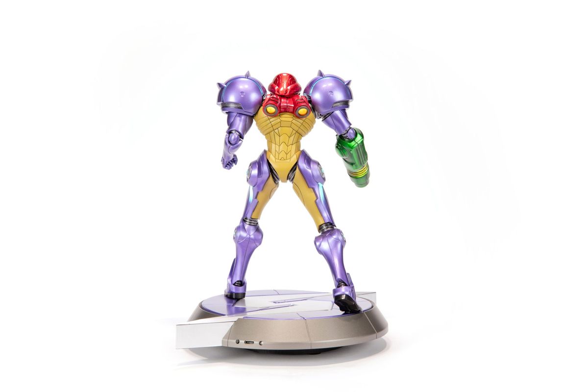 Metroid Prime - Samus Gravity Suit - Collector's Edition Figure