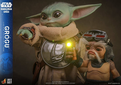 Star Wars: The Mandalorian & Grogu - Grogu 38 cm - Life Size -figuuri