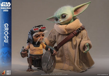 Star Wars: The Mandalorian & Grogu - Grogu 38 cm - Life Size -figuuri
