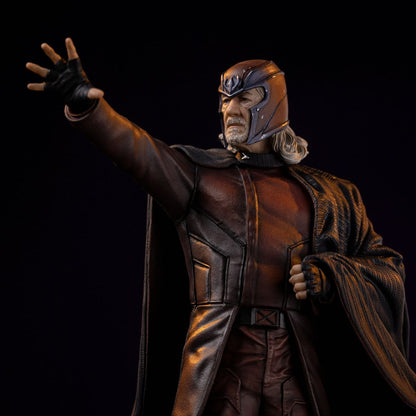 Marvel - Avengers: Doomsday Art Scale Statue 1/10 Magneto - Figure