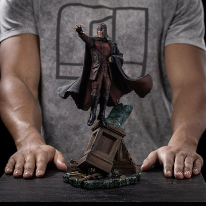 Marvel - Avengers: Doomsday Art Scale Statue 1/10 Magneto - Figure