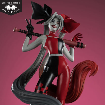 Batman - DC Direct Harley Quinn: Red, White & Black Statue 1/10 Harley Quinn by Alex Garner - Figuuri (keräilyhahmo)