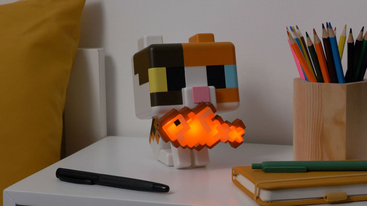 Minecraft - GloBuddies: Cat - Table Lamp