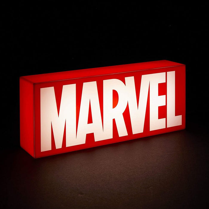 Marvel - Logo - Pöytävalaisin