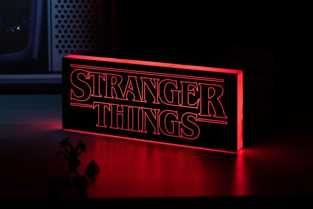 Stranger Things - Logo - Pöytävalaisin