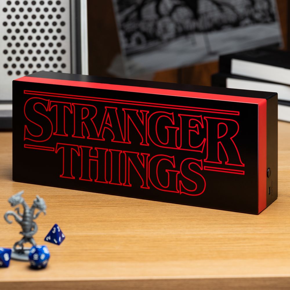 Stranger Things - Logo - Pöytävalaisin